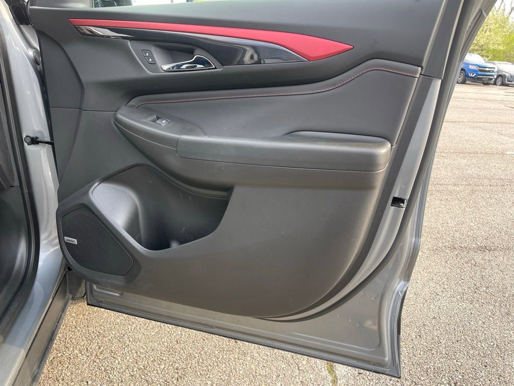 Used 2025 Chevrolet TrailBlazer RS w/ Convenience Package image 20