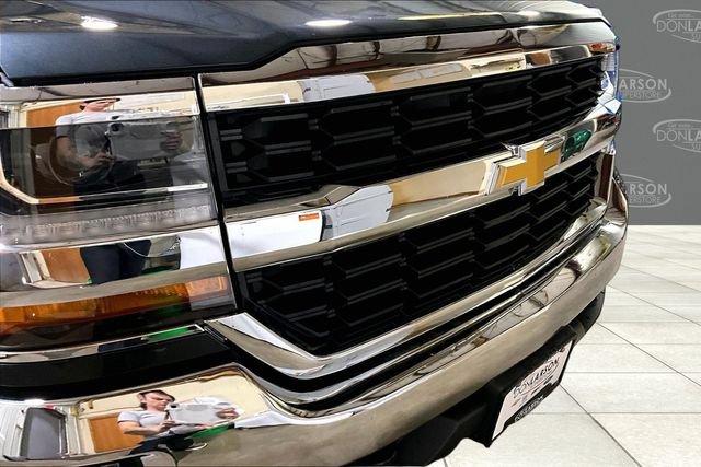 Used 2018 Chevrolet Silverado 1500 LT w/ All Star Edition AWD/4WD image 11