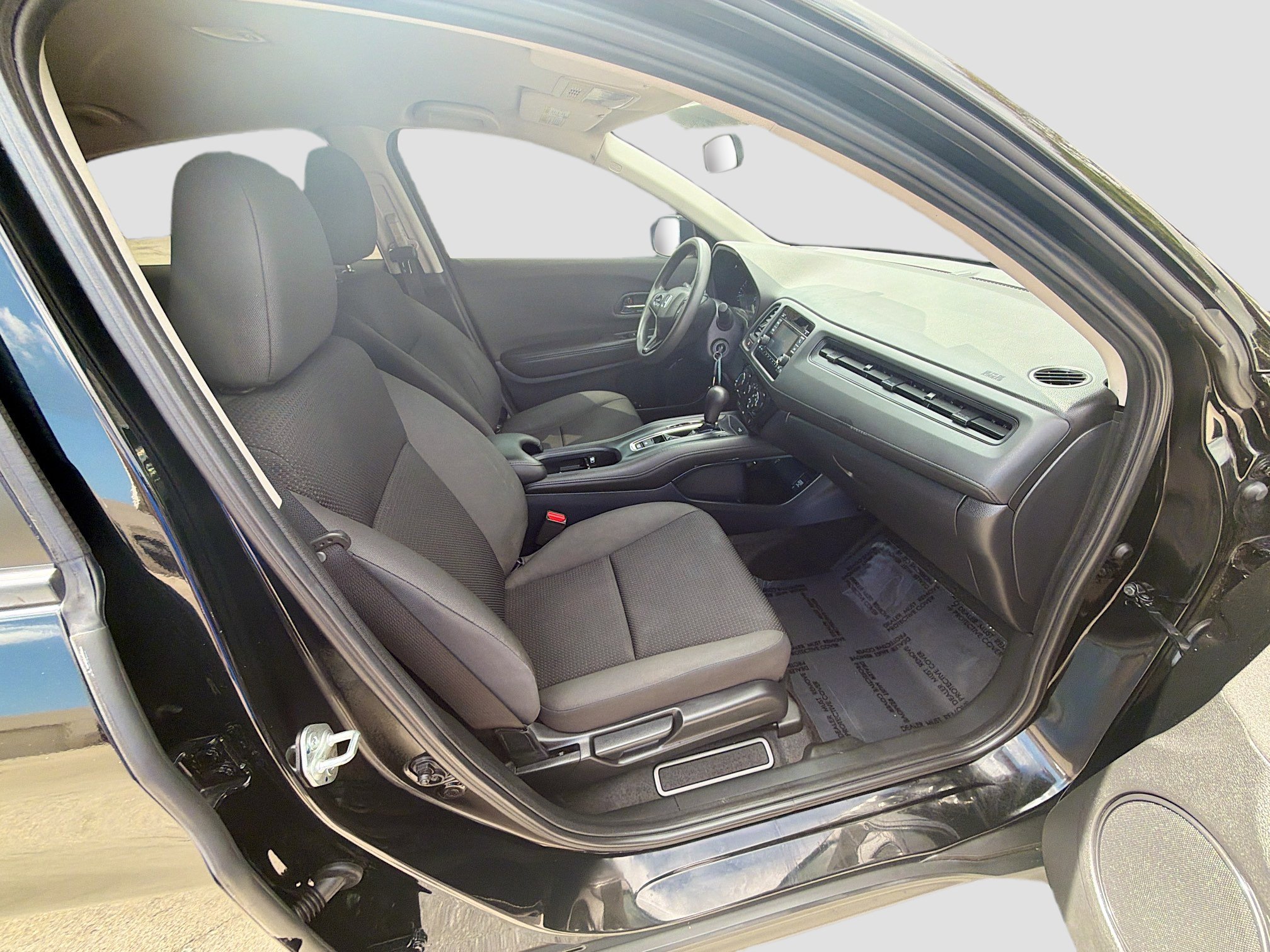 Certified 2022 Honda HR-V LX image 30