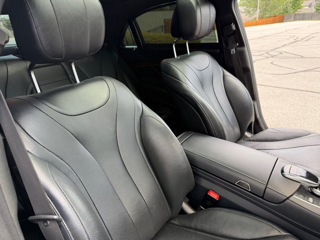 Used 2015 Mercedes-Benz S 550 Sedan image 30