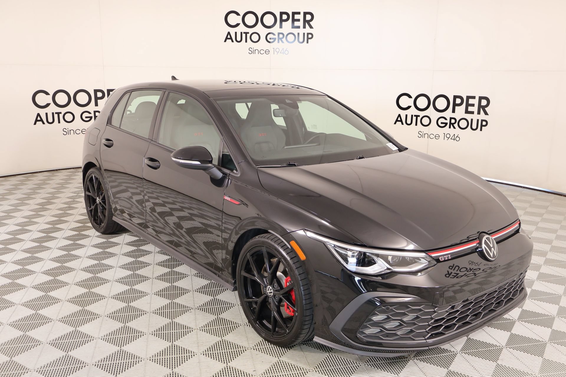 Used 2024 Volkswagen GTI SE FWD video 1