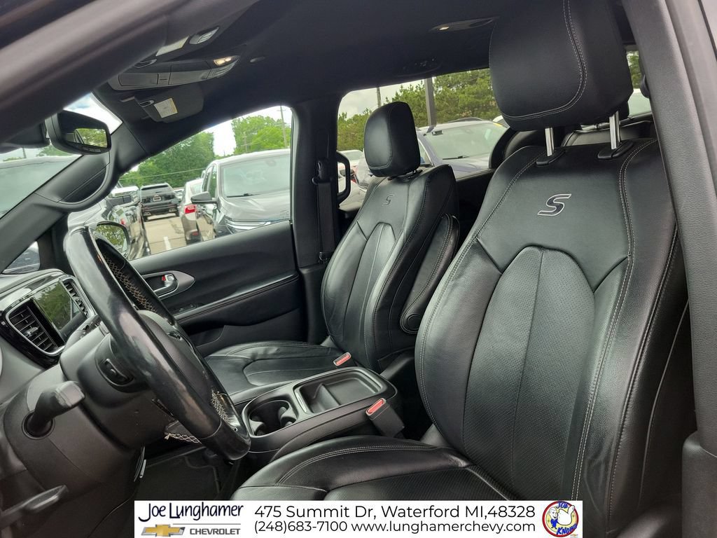 Used 2019 Chrysler Pacifica Touring-L w/ Advanced Safetytec Group FWD image 21