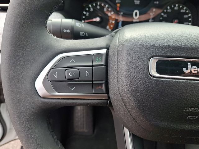 Used 2023 Jeep Compass Latitude image 20