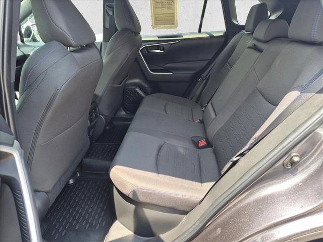 Used 2023 Toyota RAV4 SE w/ SE Grade Weather Package AWD/4WD image 17