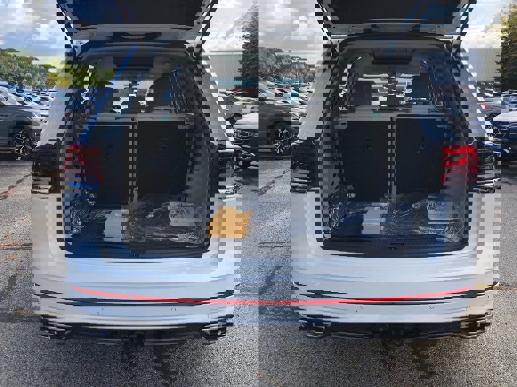 New 2025 Volkswagen Atlas SEL Premium R-Line image 40