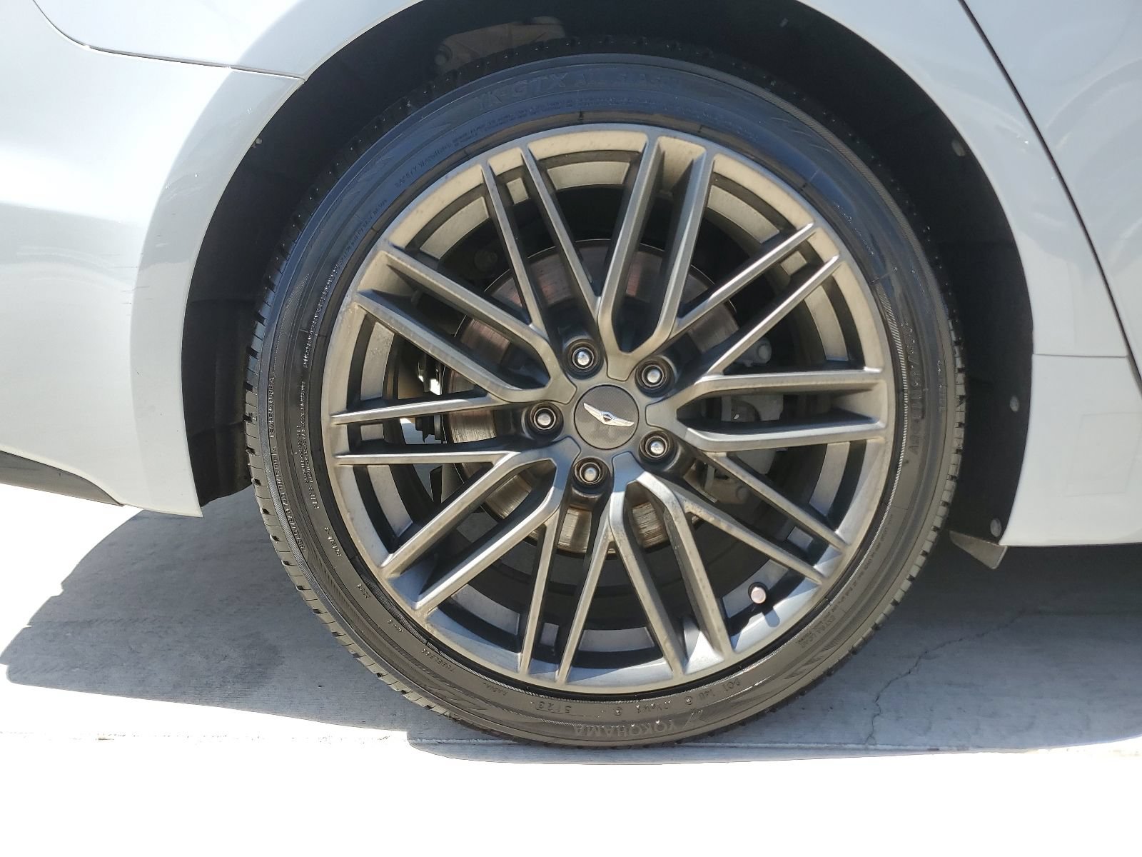 Used 2019 Genesis G70 2.0T Advanced w/ Elite Package RWD image 9