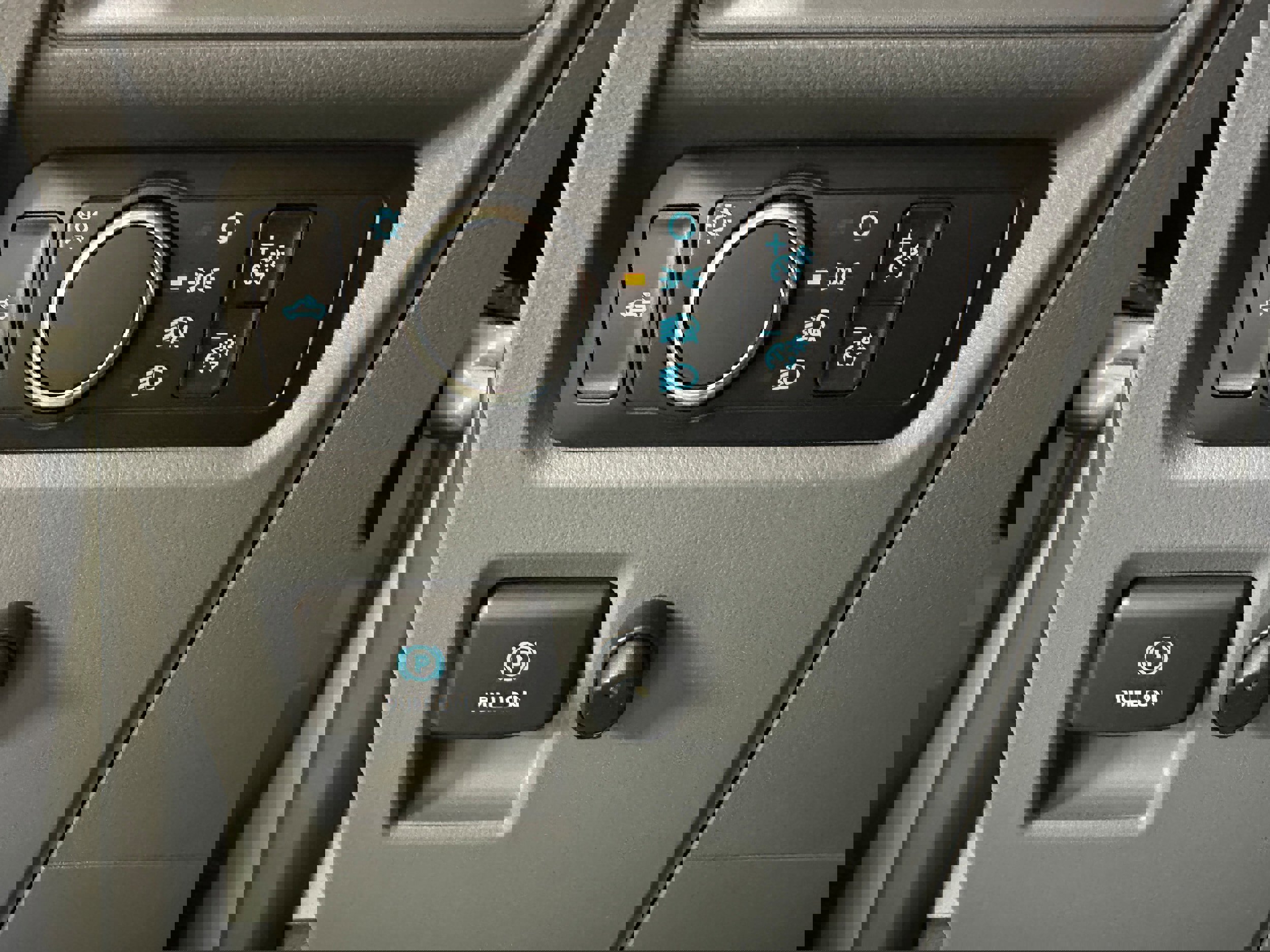 Certified 2022 Ford F150 XL w/ Equipment Group 101A High image 11