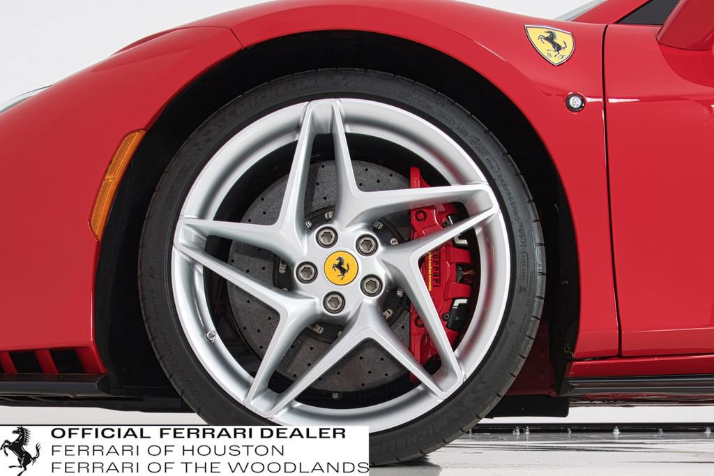 Used 2023 Ferrari F8 Tributo image 17