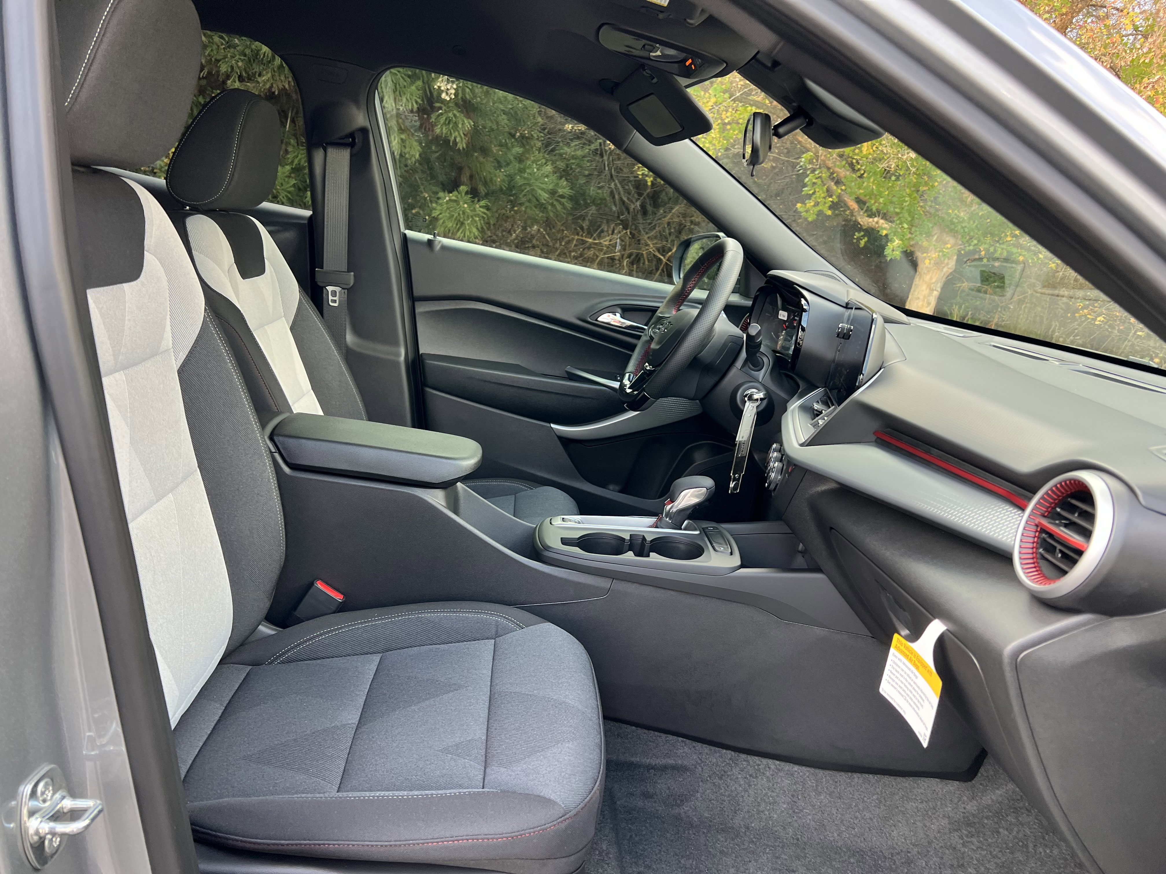 New 2026 Chevrolet Trax RS w/ Driver Confidence Package image 27