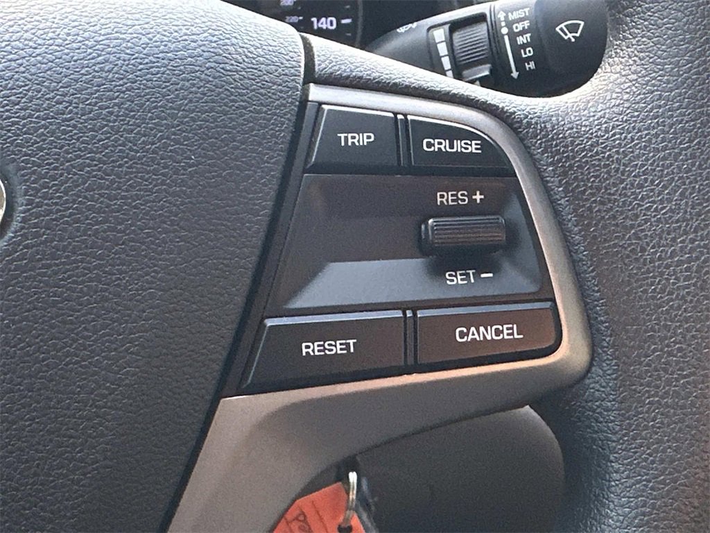 Used 2017 Hyundai Elantra SE image 20