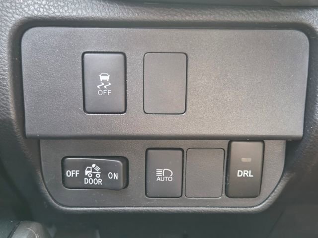 Used 2021 Toyota Tacoma SR5 w/ SR5 Appearance Package (SM) image 34