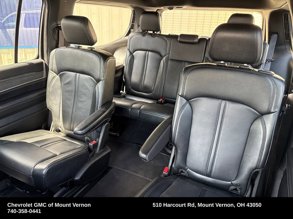 Used 2024 Jeep Wagoneer L Series II w/ Flexible Seating Group image 19