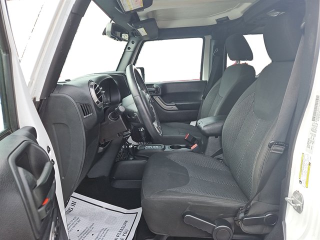 Used 2016 Jeep Wrangler Unlimited Sport image 10