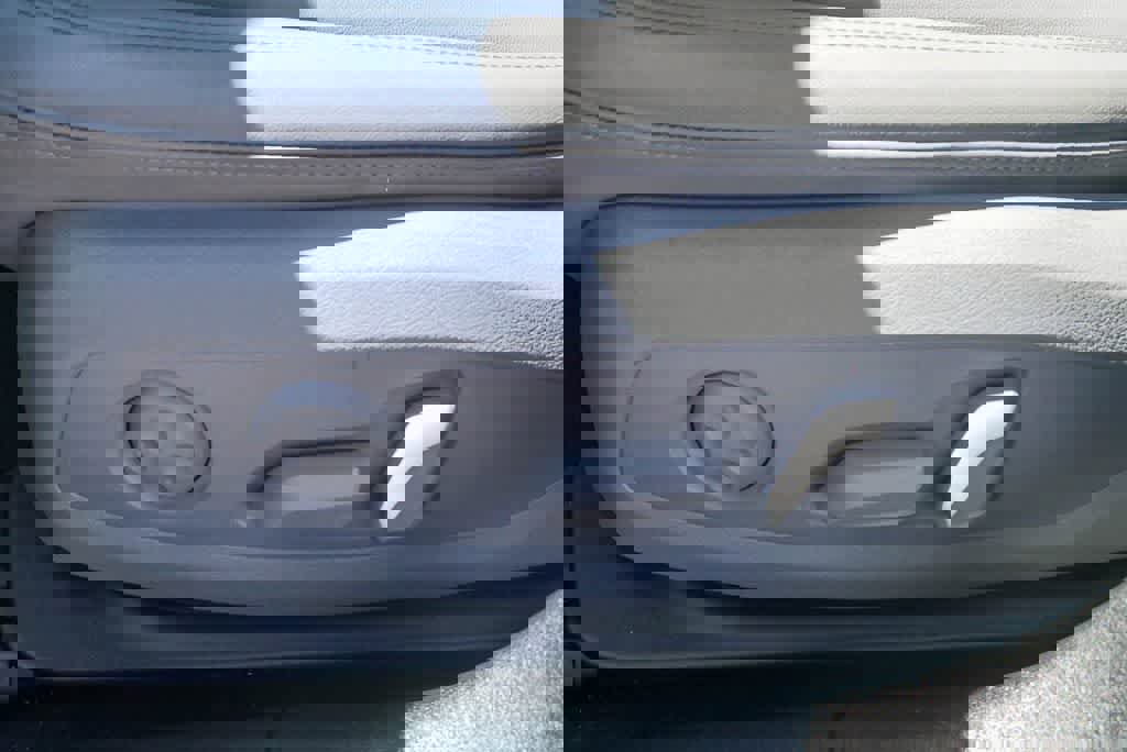 Used 2023 Audi A5 2.0T Premium Plus w/ Premium Plus AWD/4WD image 19