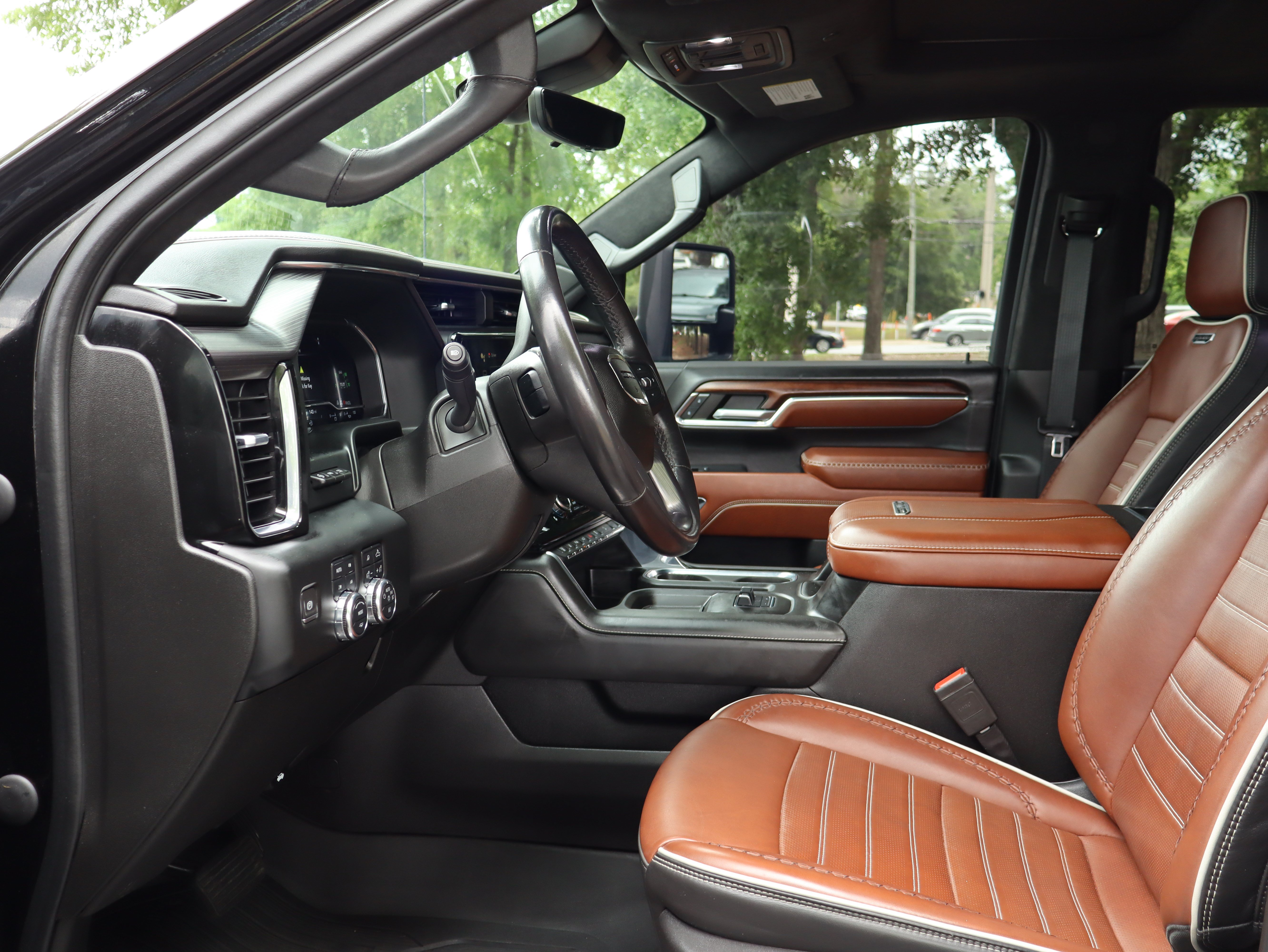 Used 2024 GMC Sierra 2500 Denali Ultimate AWD/4WD image 20