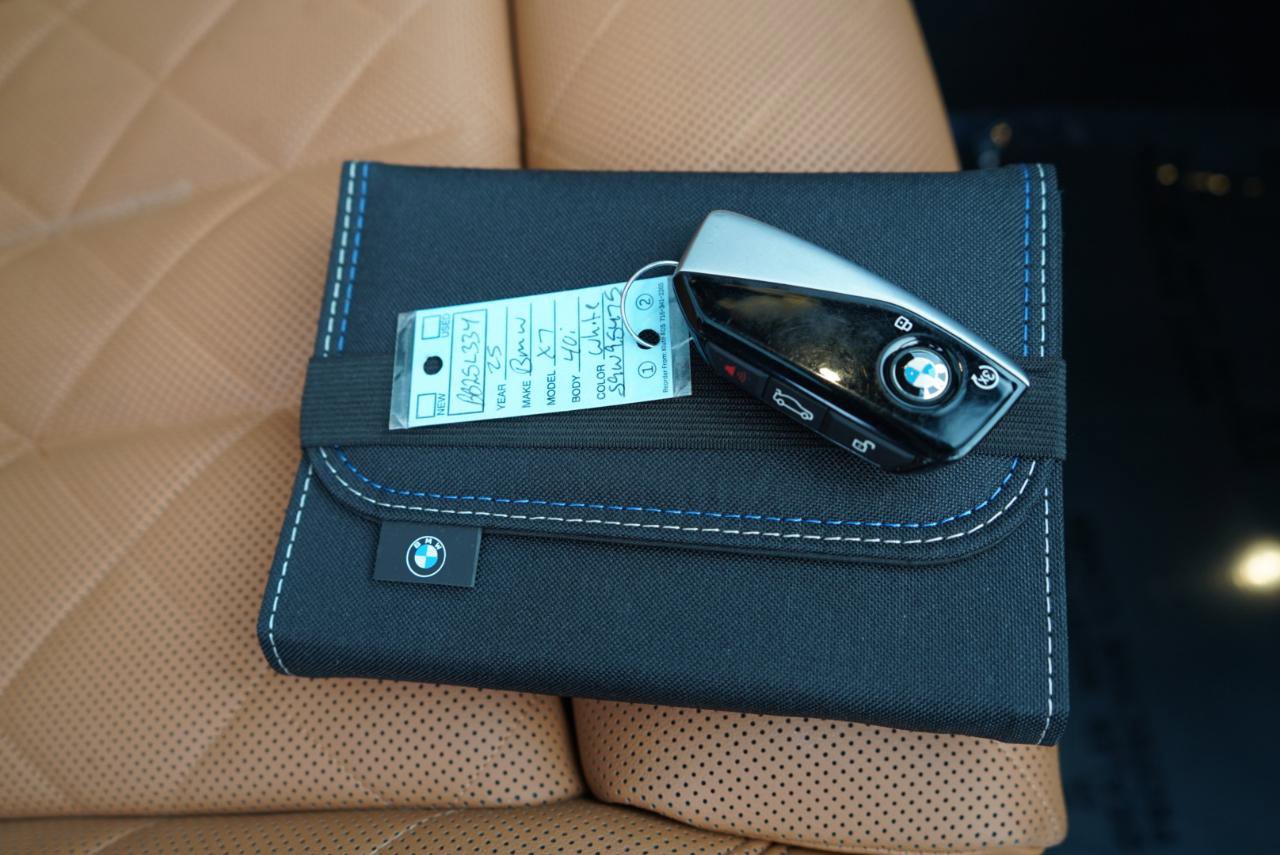 Used 2025 BMW X7 xDrive40i w/ M Sport Package image 88