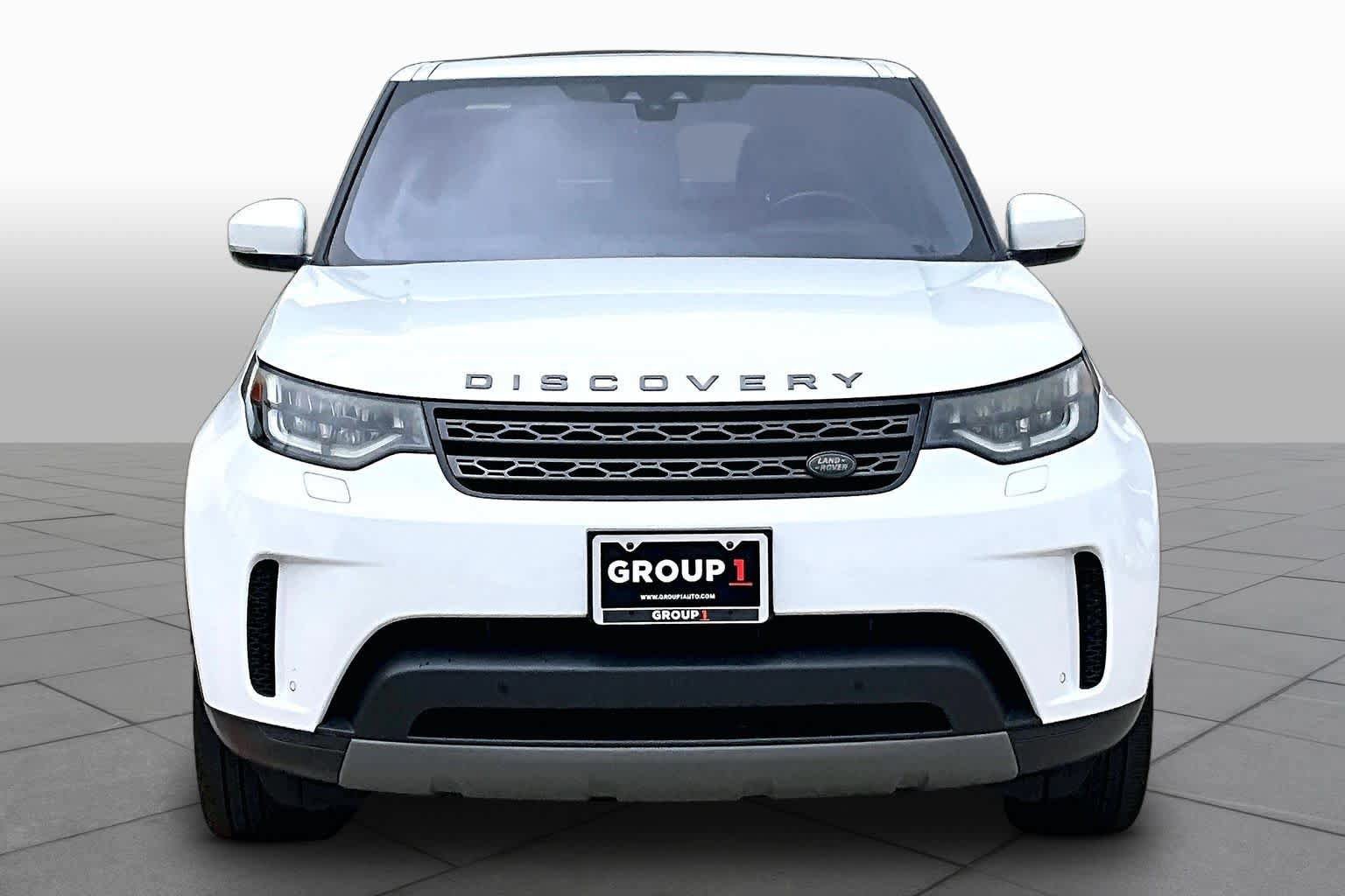 Used 2019 Land Rover Discovery SE AWD/4WD image 4