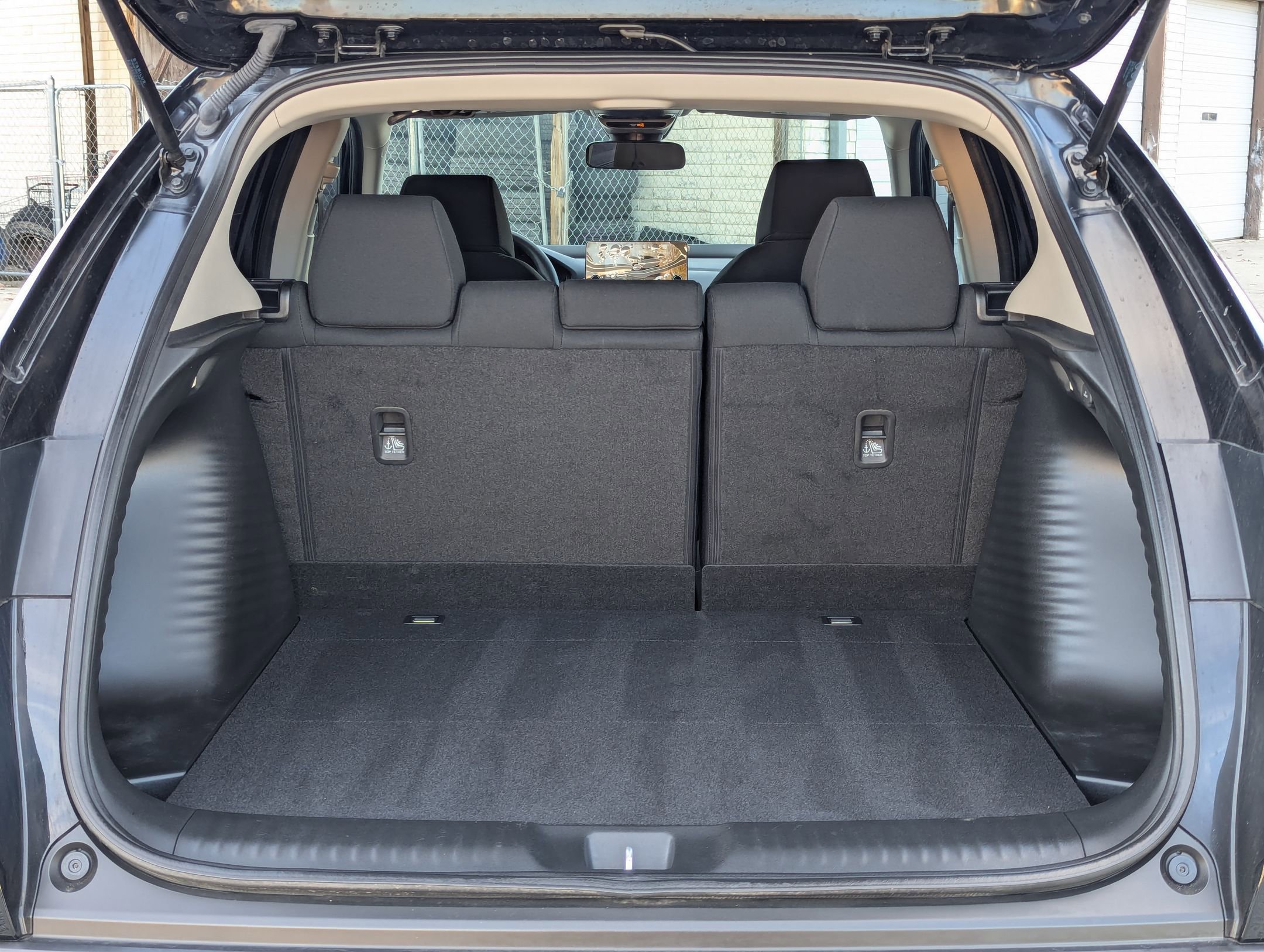 Used 2025 Honda HR-V LX image 23