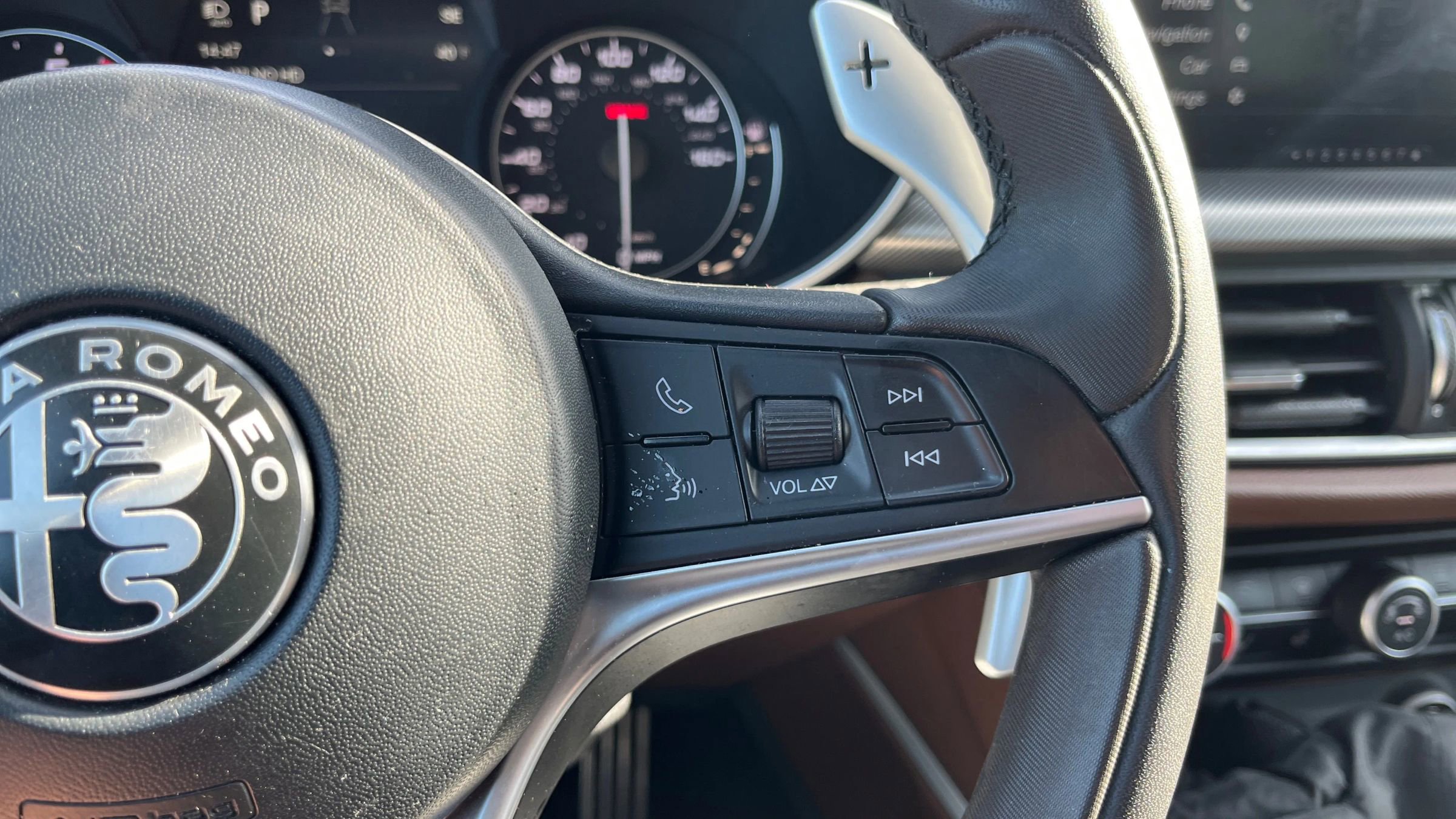 Used 2018 Alfa Romeo Stelvio Ti Sport image 27