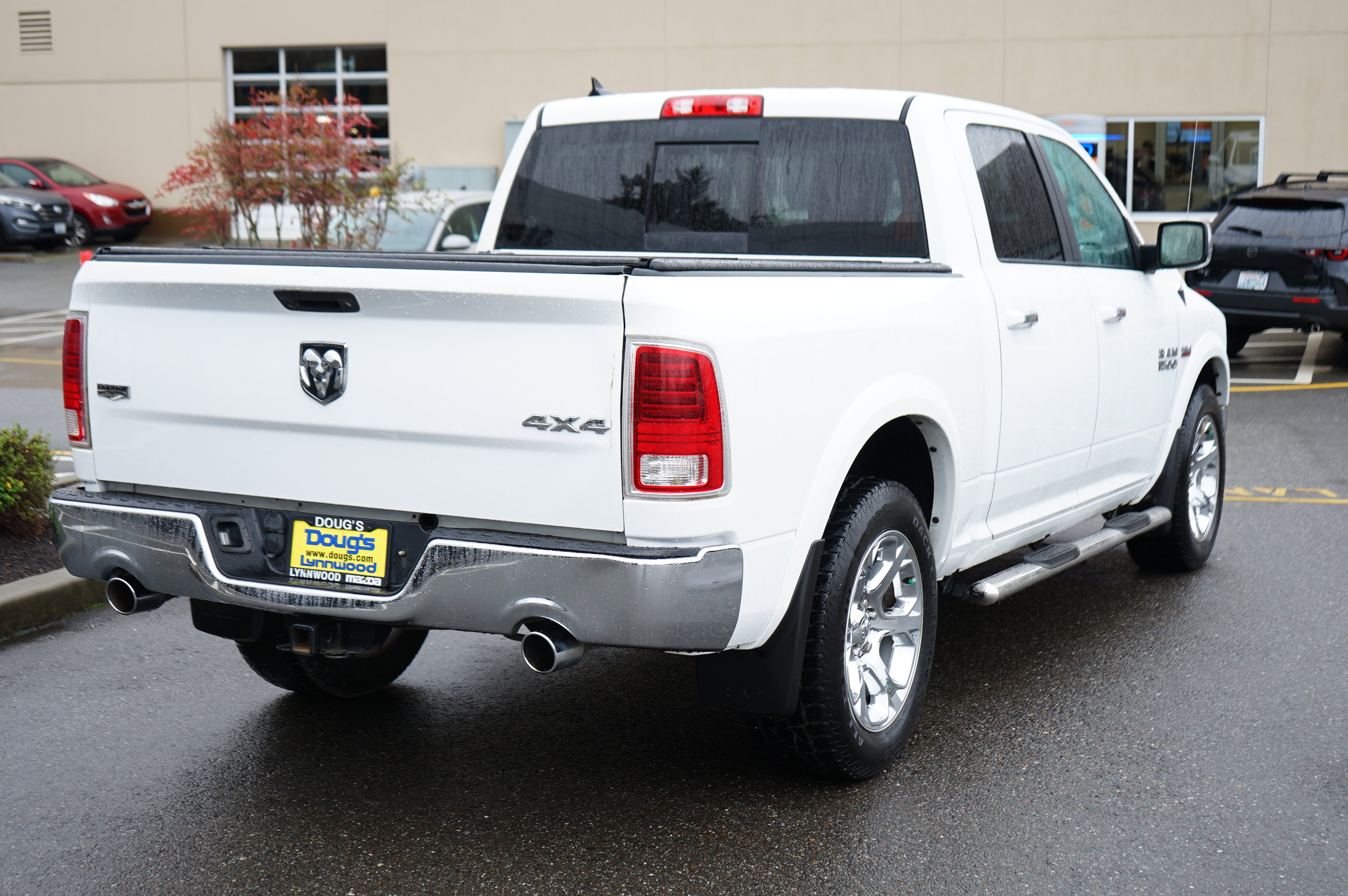 Used 2017 RAM 1500 Laramie w/ Convenience Group image 3