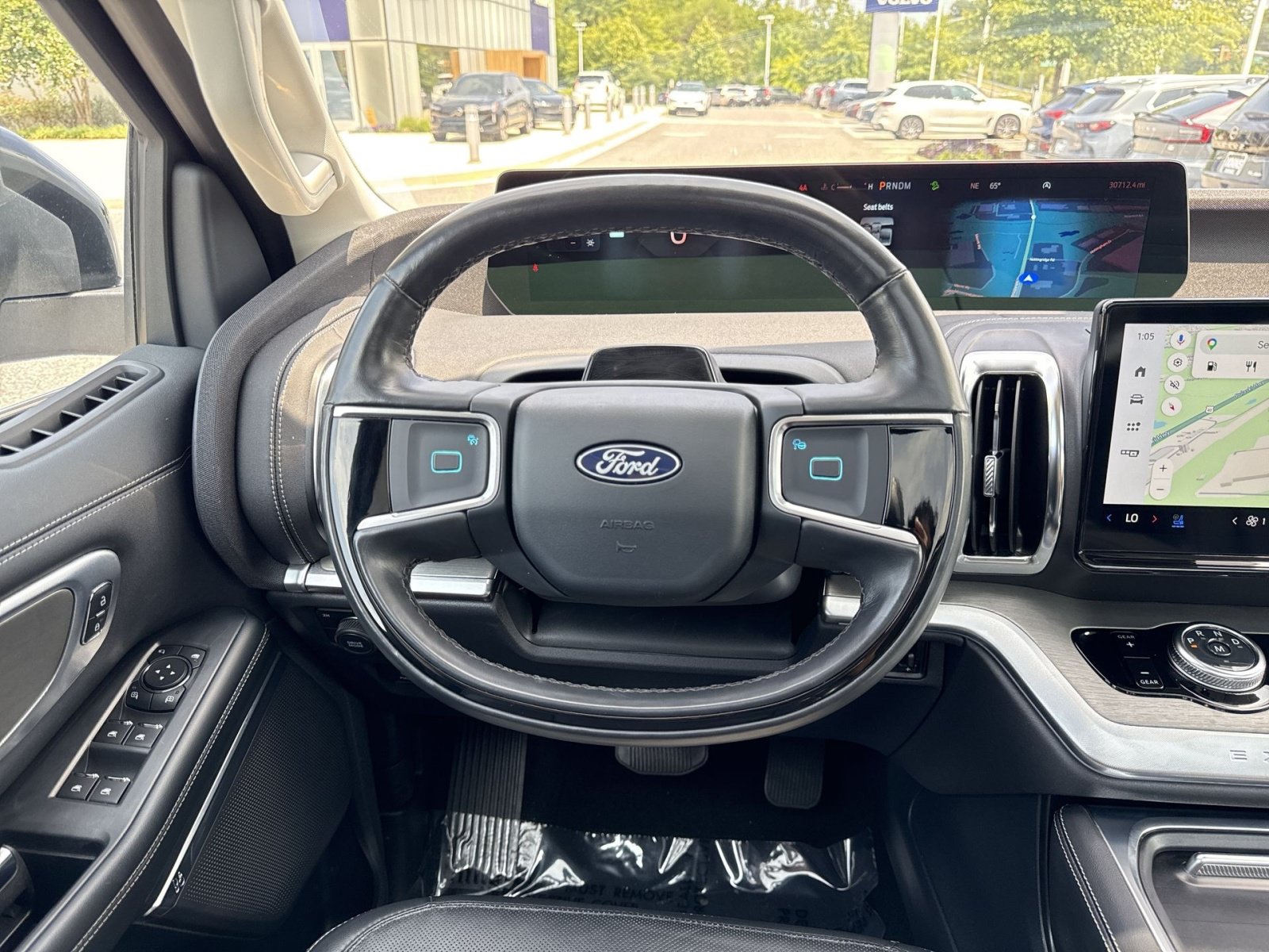 Used 2025 Ford Expedition Max Platinum AWD/4WD image 16