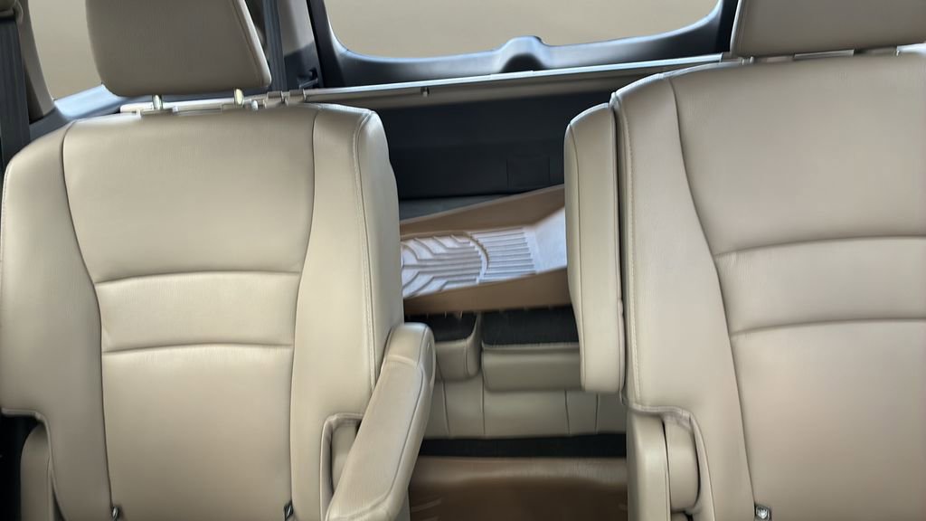 Used 2021 Honda Pilot Touring image 16