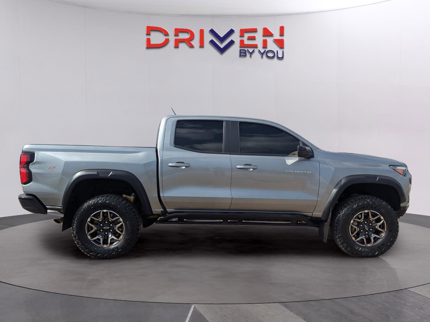 Used 2023 Chevrolet Colorado ZR2 w/ ZR2 Convenience Package III image 7
