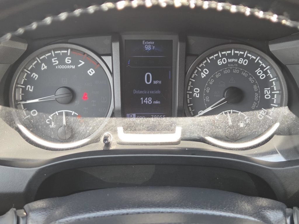 Used 2018 Toyota Tacoma TRD Off-Road AWD/4WD image 24