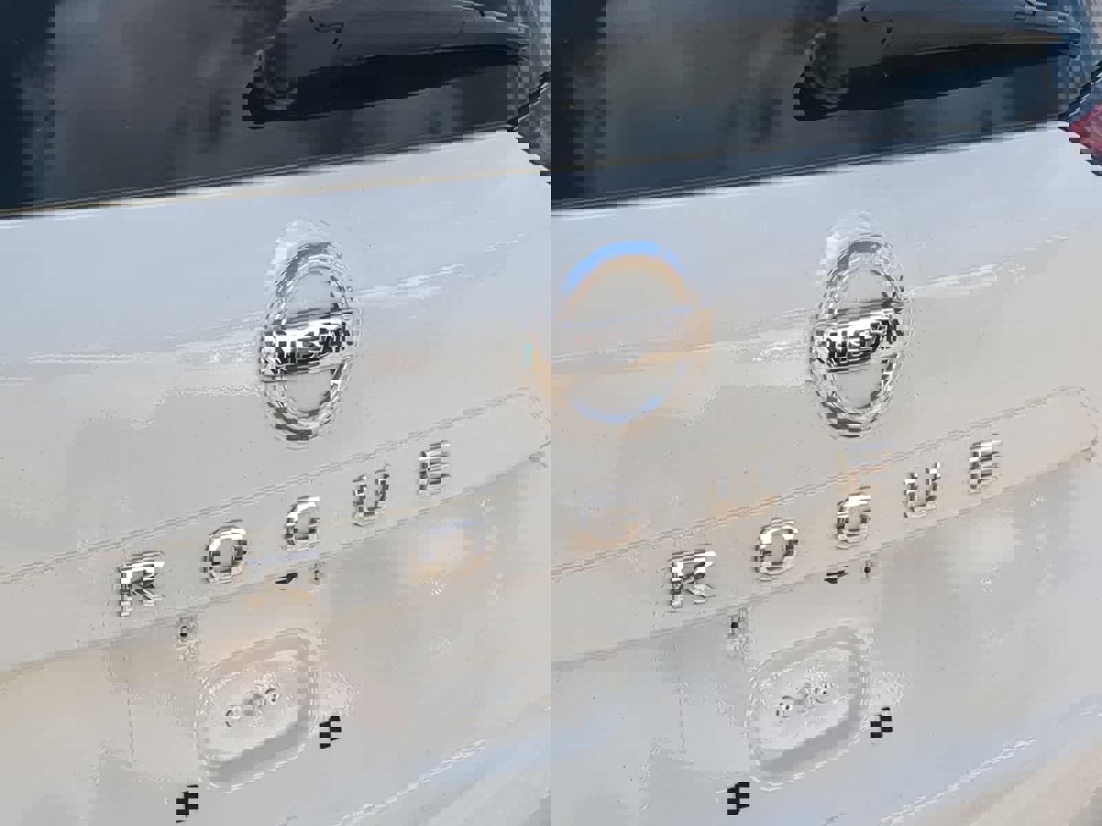 Used 2021 Nissan Rogue S image 13