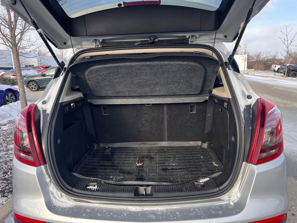 Used 2021 Buick Encore Preferred image 6