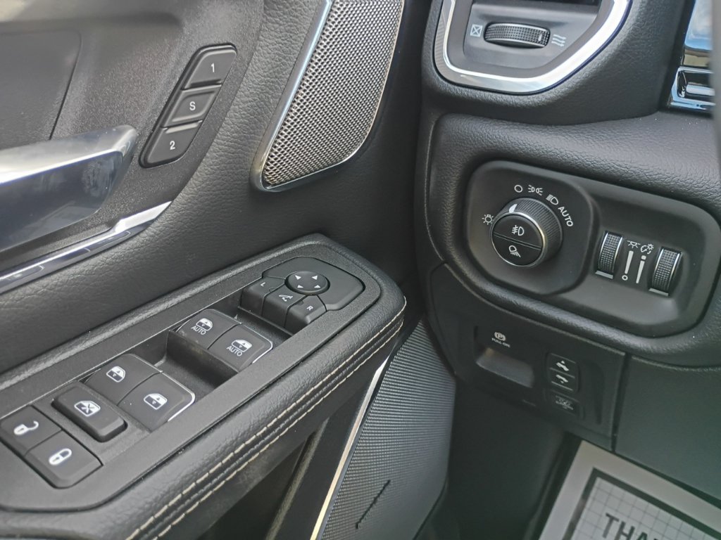 New 2026 RAM 1500 Laramie AWD/4WD image 22