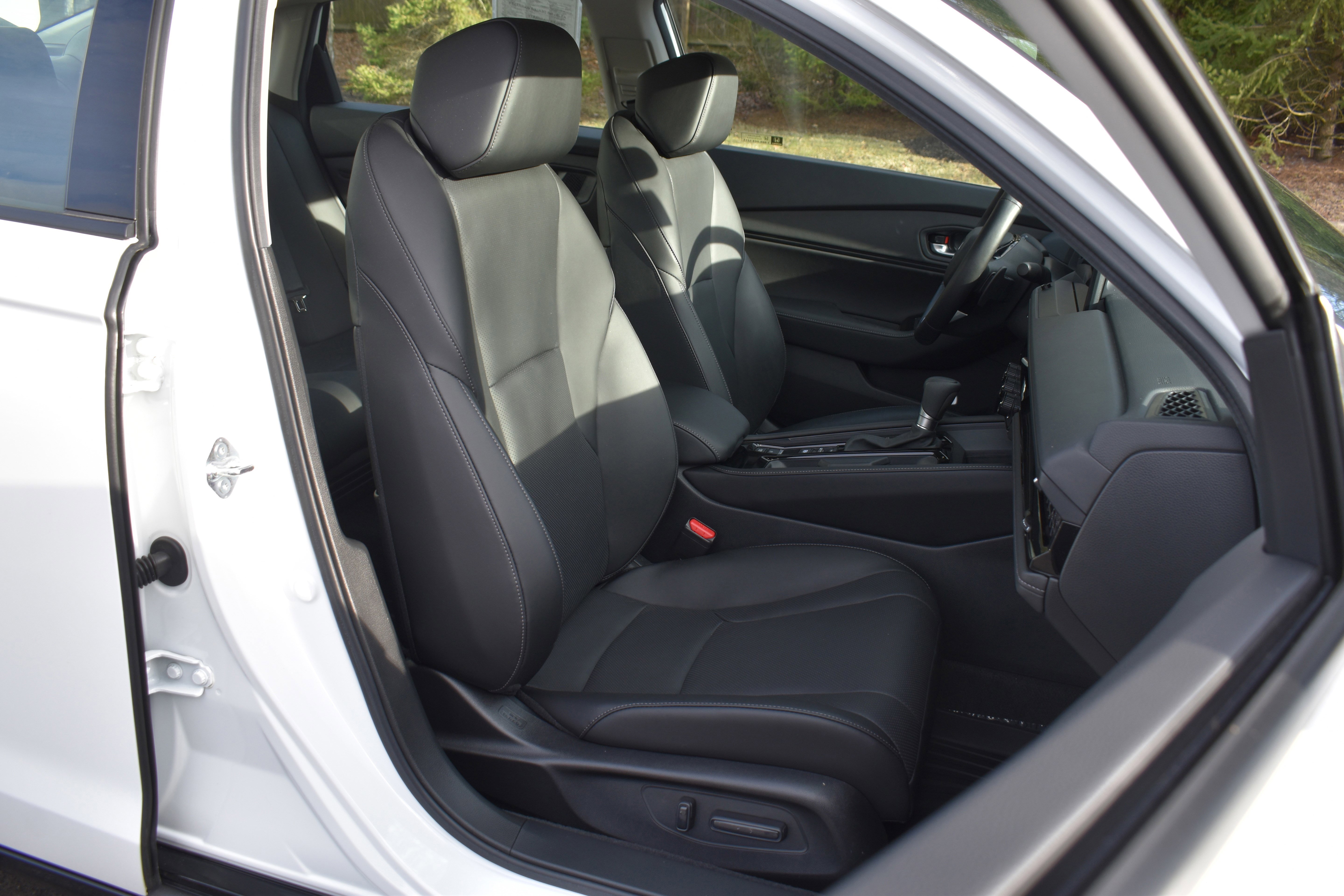 Certified 2025 Honda Accord Touring image 30