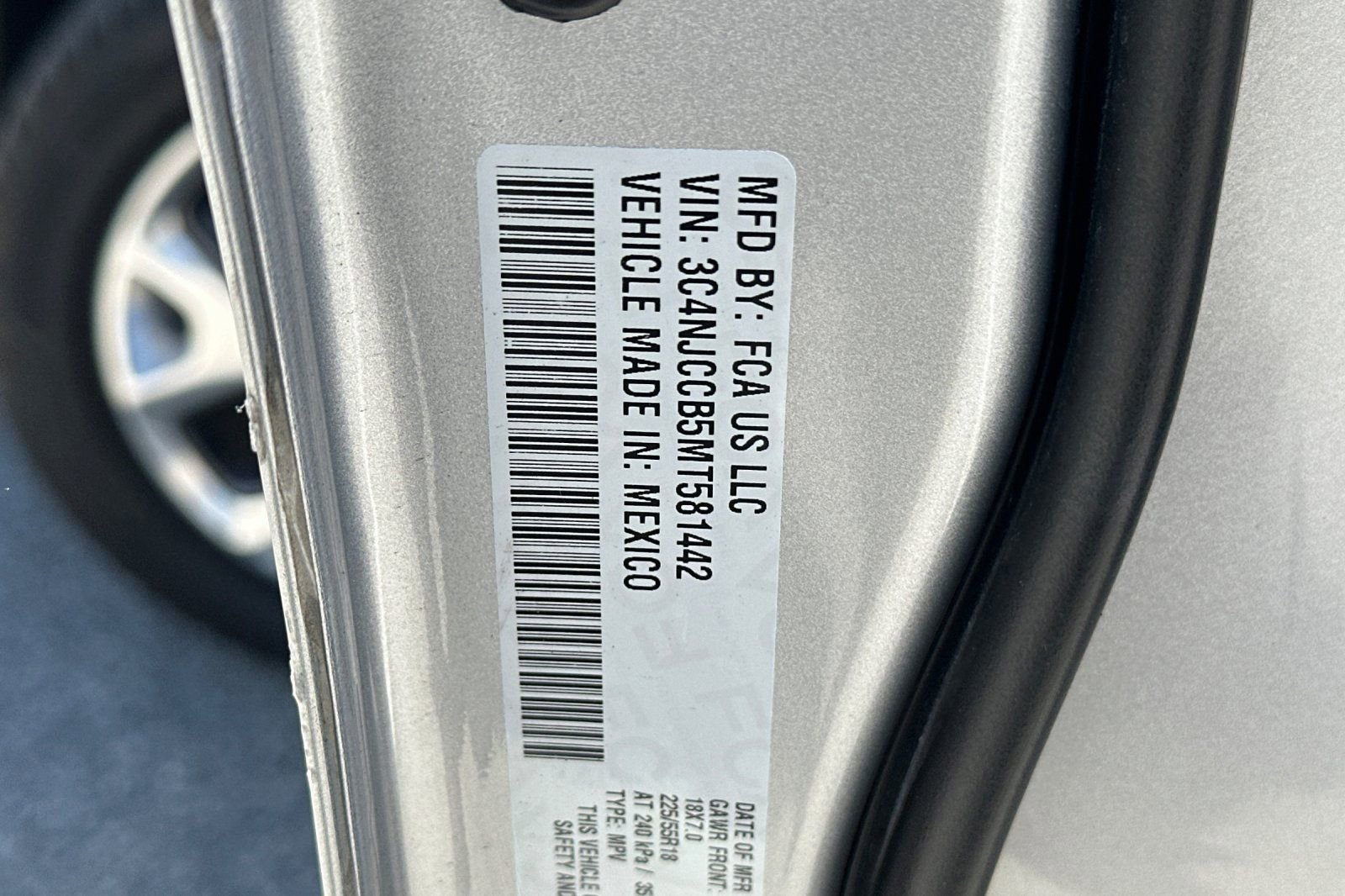 Used 2021 Jeep Compass Limited image 28