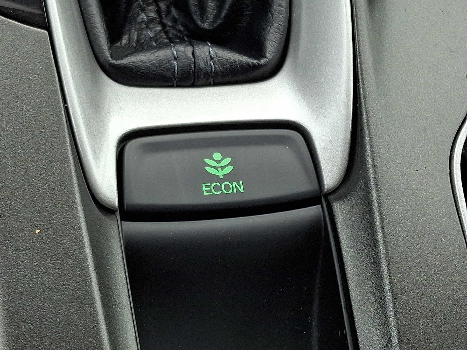 Certified 2020 Honda Accord EX image 25