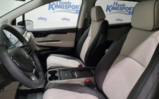 Used 2025 Honda Odyssey Elite image 42