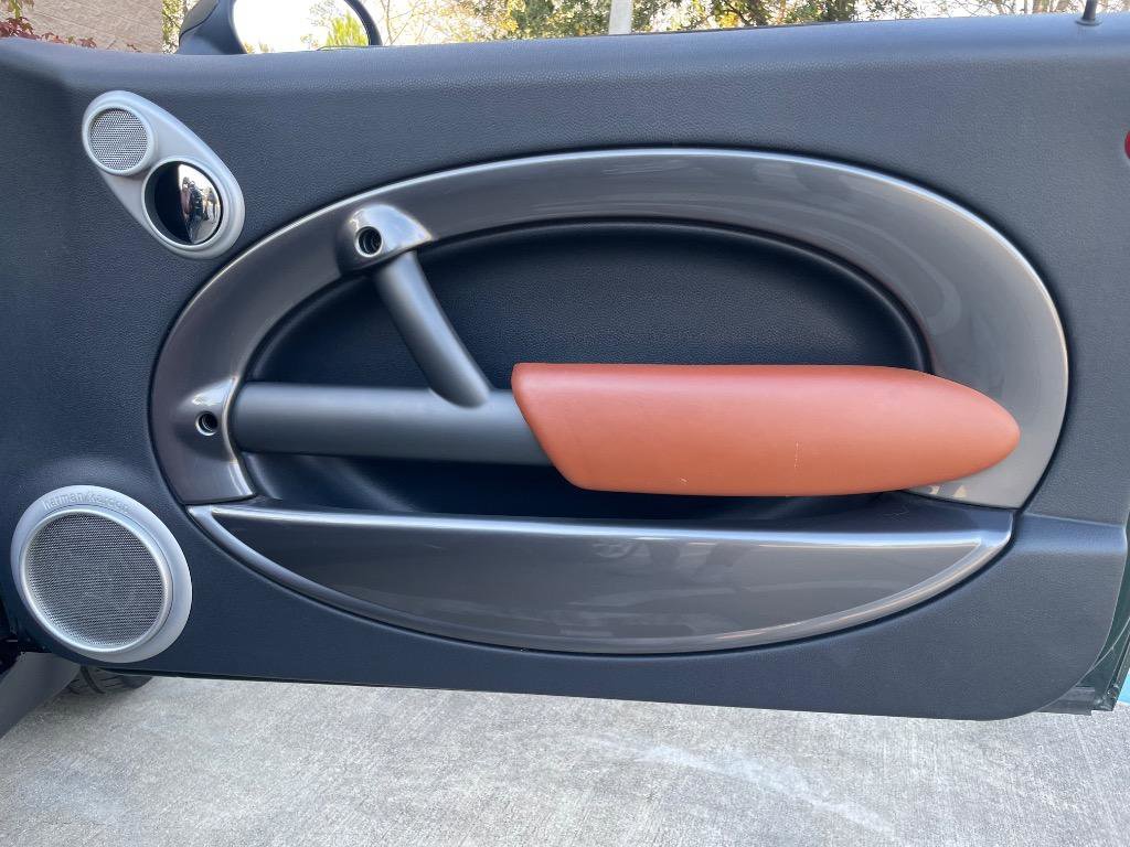 Used 2008 MINI Cooper Convertible w/ Sidewalk Pkg image 24