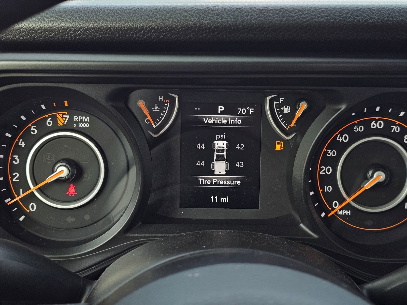 New 2026 Jeep Gladiator Sport AWD/4WD image 10