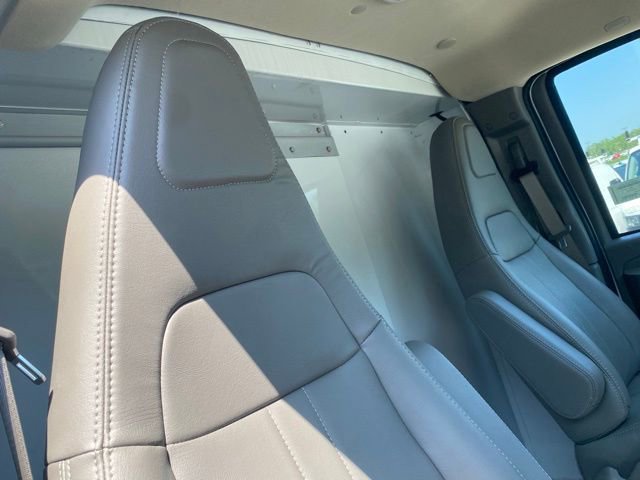 New 2025 Chevrolet Express 3500 w/ Power Convenience Package image 29