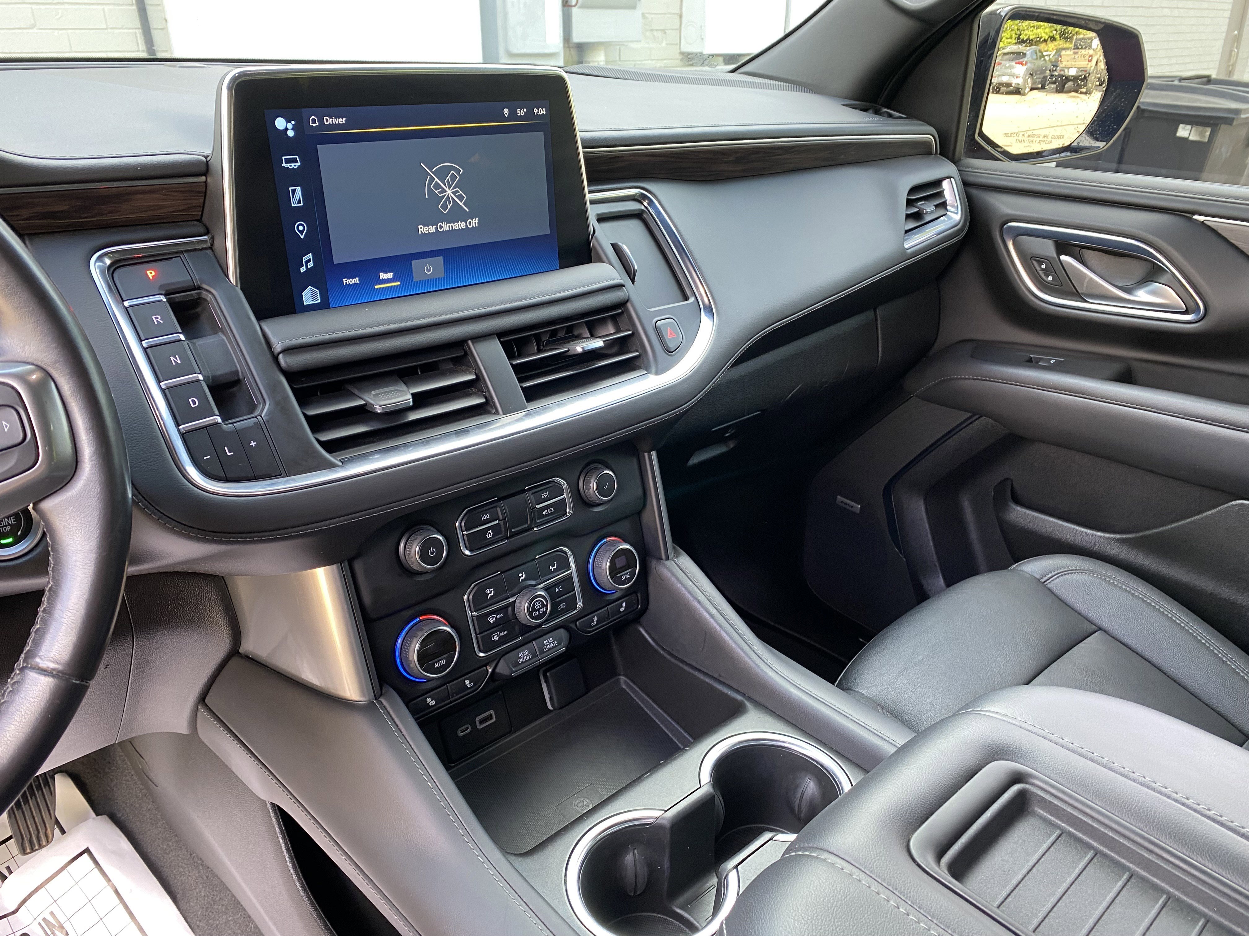 Used 2022 Chevrolet Suburban Z71 AWD/4WD image 24