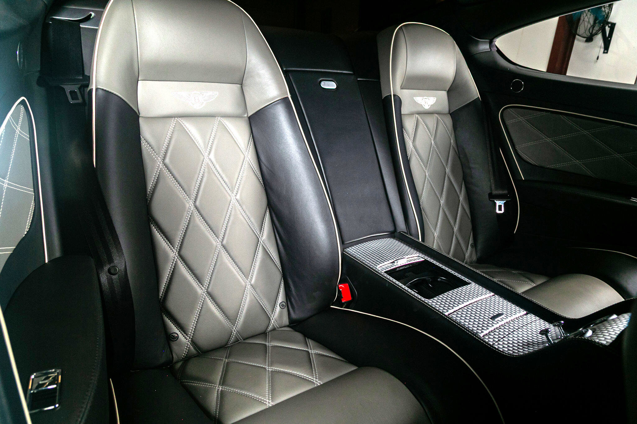 Used 2010 Bentley Continental GT image 26