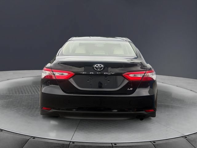 Used 2018 Toyota Camry LE w/ Convenience Package FWD image 4