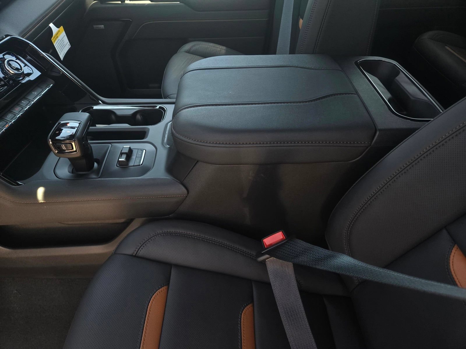 New 2026 GMC Sierra 1500 AT4 w/ AT4 Preferred Package AWD/4WD image 13