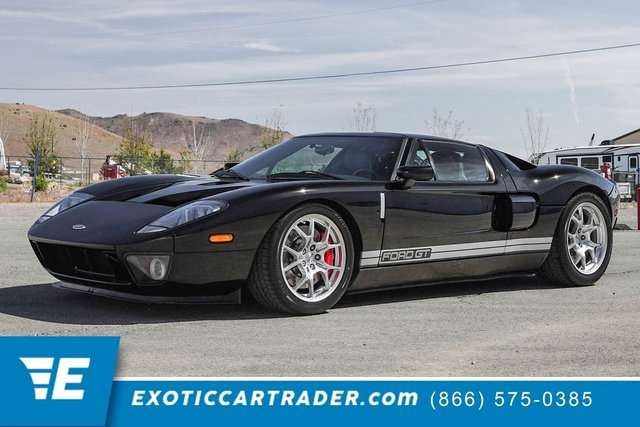 Used 2005 Ford GT RWD image 1