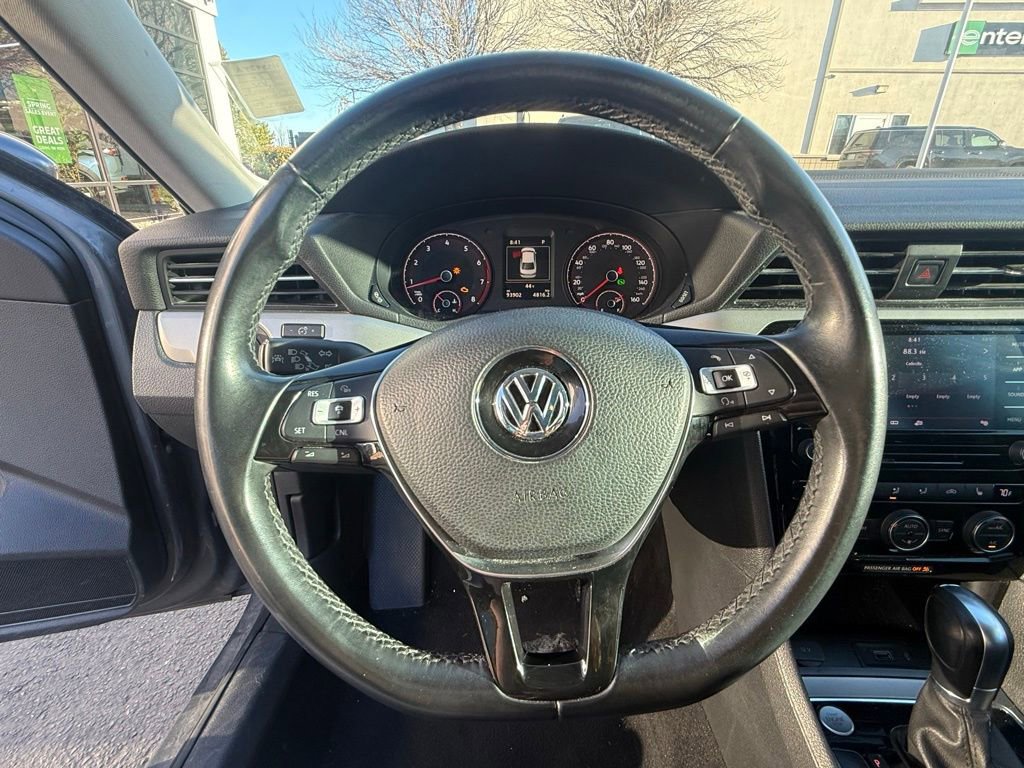 Used 2020 Volkswagen Passat 2.0T SE image 14