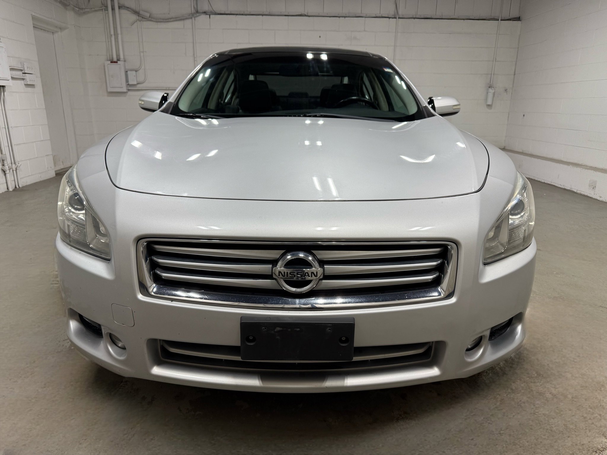 Used 2012 Nissan Maxima 3.5 SV w/ Premium Pkg image 2