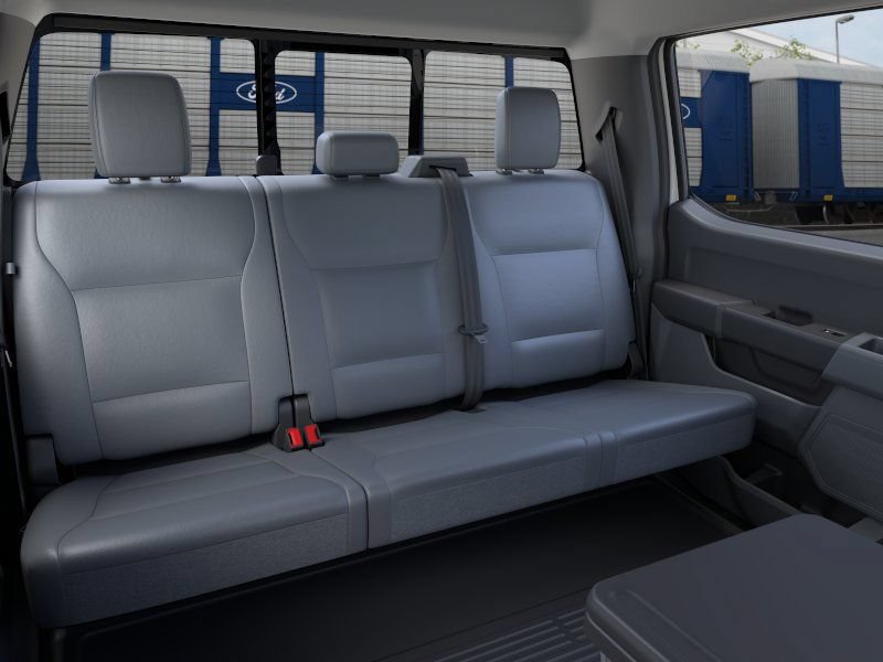 New 2026 Ford F550 4x4 Crew Cab image 11