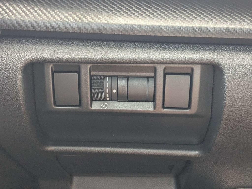 Certified 2025 Subaru Crosstrek 2.5i Premium AWD/4WD image 27