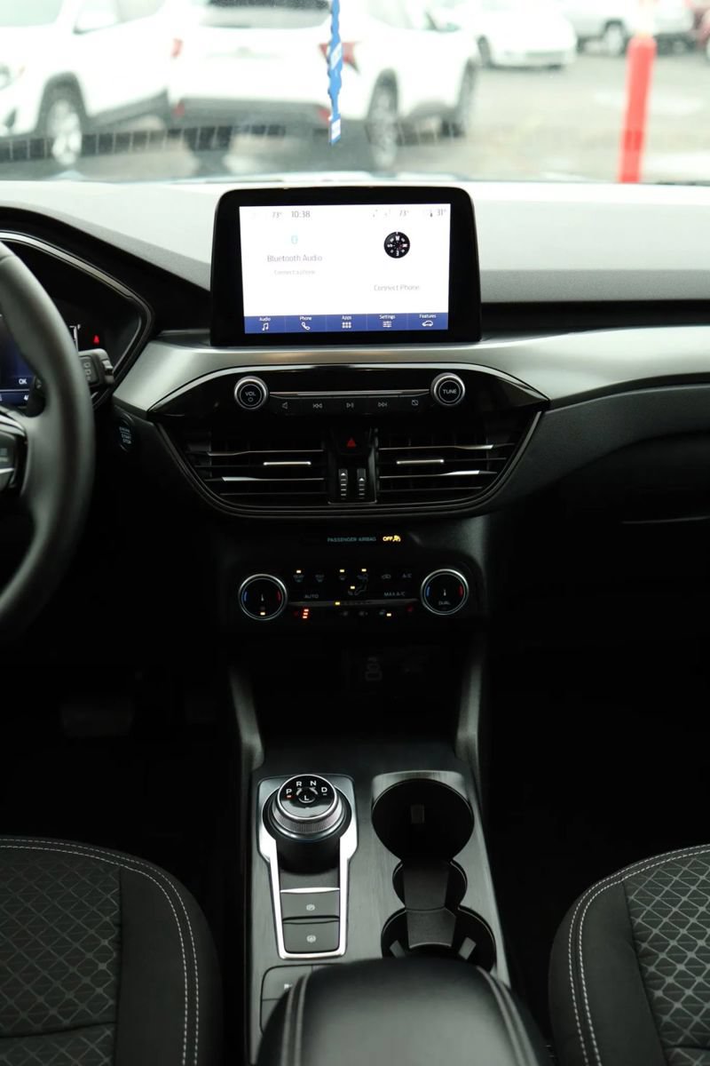 Used 2025 Ford Escape Active w/ Cold Weather Package AWD/4WD image 38
