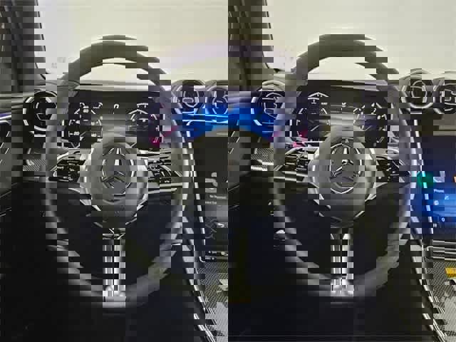 Certified 2025 Mercedes-Benz GLC 300 4MATIC image 24