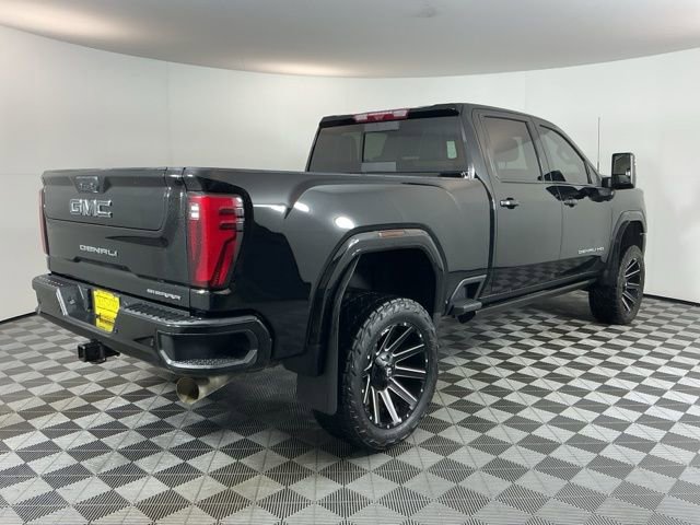 Used 2024 GMC Sierra 3500 Denali Ultimate image 4